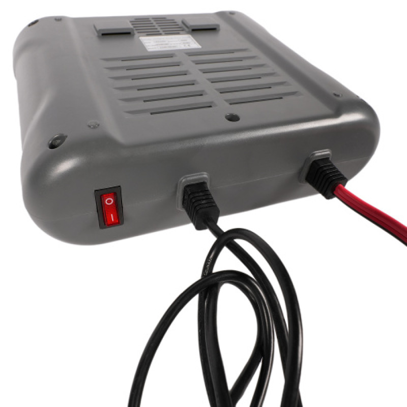 Инверторное зарядное устройство 12V, макс. ток 20A, 220V PROTESTER IPS-2002
